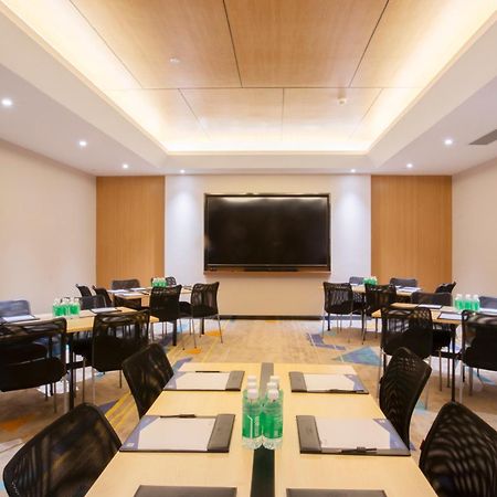 Hampton By Hilton Guangzhou Zhujiang New Town - Free Shuttle Bus To Canton Fair Exterior foto