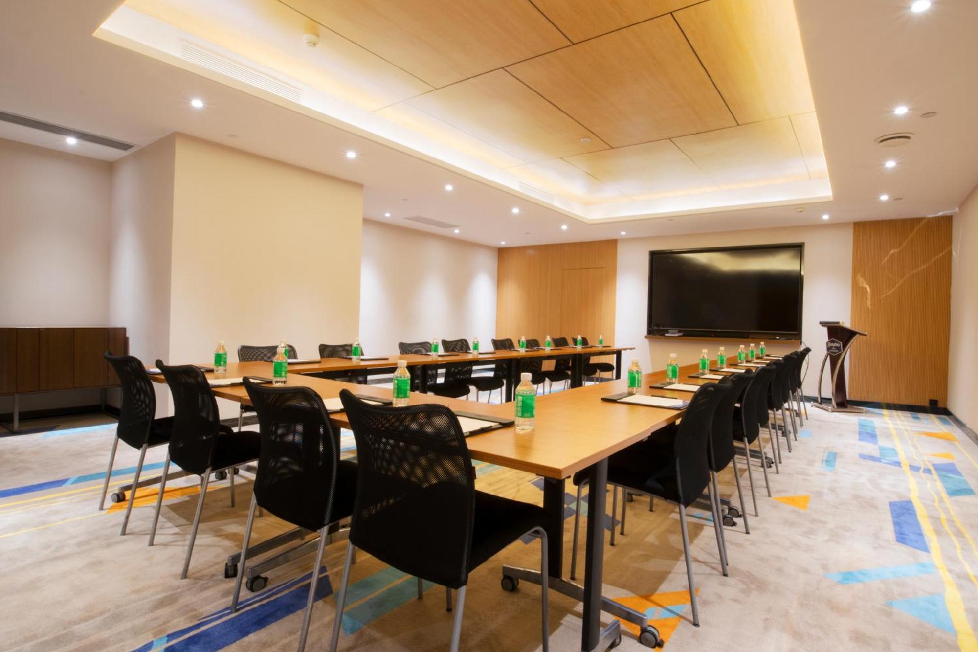 Hampton By Hilton Guangzhou Zhujiang New Town - Free Shuttle Bus To Canton Fair Exterior foto