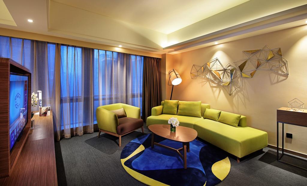 Hampton By Hilton Guangzhou Zhujiang New Town - Free Shuttle Bus To Canton Fair Exterior foto